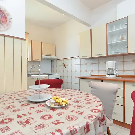 Apartment Stjepan 725 Fazana